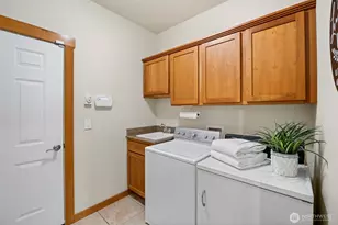 1987 NW Rampart Ridge Ct, Bremerton, WA 98311 - Photo 24