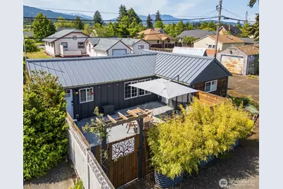 233 W Washington Street, Sequim, WA 98382 - Photo 1