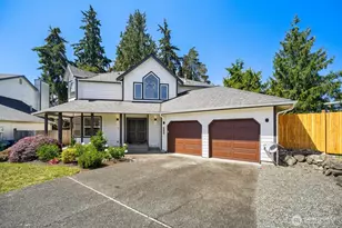 303 S 302nd Pl, Federal Way, WA 98003 - Photo 2