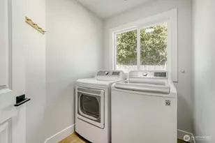 303 S 302nd Pl, Federal Way, WA 98003 - Photo 24
