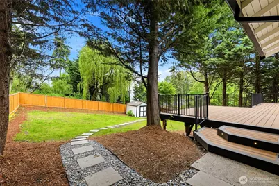 3328 168th Place SE, Bellevue, WA 98008 - Photo 32