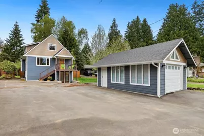 2122 N 128th Street, Seattle, WA 98133 - Photo 2