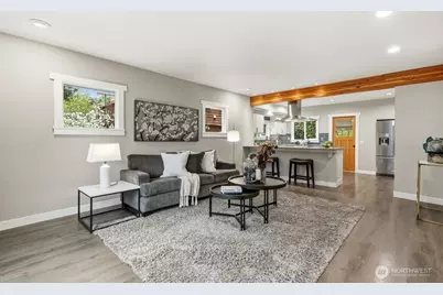 2122 N 128th Street, Seattle, WA 98133 - Photo 10