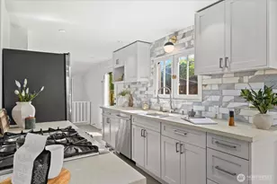4010 NE 95th St, Seattle, WA 98115 - Photo 10