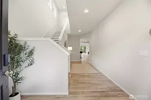 9907 13th St SE, Lake Stevens, WA 98258 - Photo 12