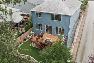 9907 13th St SE, Lake Stevens, WA 98258 - Photo 10