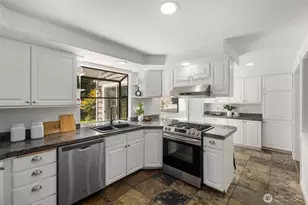1115 N 30th St, Renton, WA 98056 - Photo 16