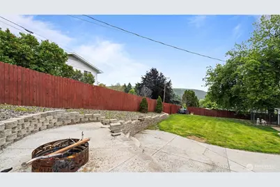 810 E Spring, Dayton, WA 99328 - Photo 30