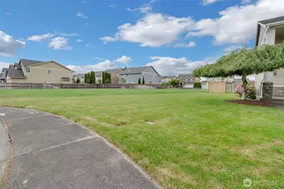 4721 205th Street Ct E, Spanaway, WA 98387 - Photo 4