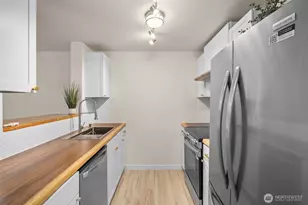 921 130th Street SW, Everett, WA 98204 - Photo 6