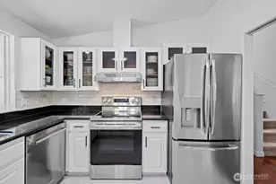 24306 87th Pl W, Edmonds, WA 98026 - Photo 18