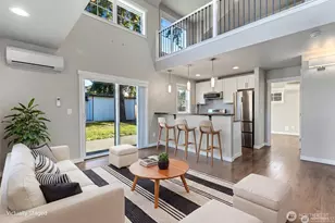 12757 Dayton Ave N, Seattle, WA 98133 - Photo 8