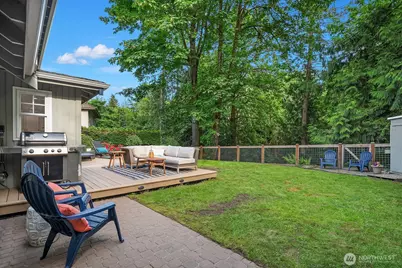 20141 NE 42nd Street, Sammamish, WA 98074 - Photo 30