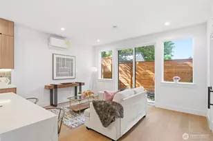 11731 Durland Ave NE, Seattle, WA 98125 - Photo 10