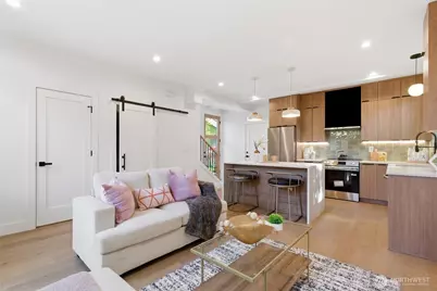 11731 Durland Avenue NE, Seattle, WA 98125 - Photo 12