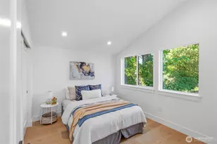 11731 Durland Ave NE, Seattle, WA 98125 - Photo 16