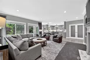 25901 NE 1st Pl, Sammamish, WA 98074 - Photo 16