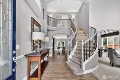 25901 NE 1st Place, Sammamish, WA 98074 - Photo 4