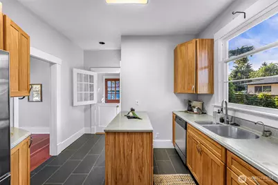 2429 Spruce St, Bellingham, WA 98225 - Photo 20