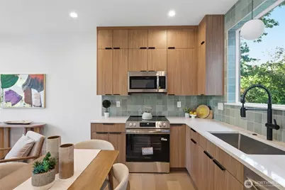 11733 Durland Avenue NE #B, Seattle, WA 98125 - Photo 8