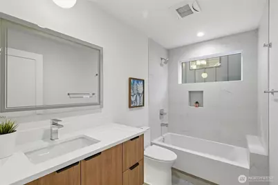 11733 Durland Avenue NE #B, Seattle, WA 98125 - Photo 14