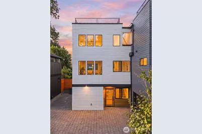11733 Durland Avenue NE #B, Seattle, WA 98125 - Photo 2