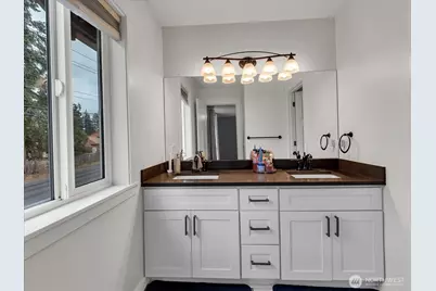 2204 158th Street Ct E, Tacoma, WA 98445 - Photo 16