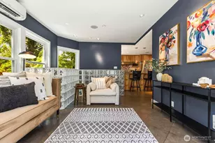 8819 Ashworth Ave N, Seattle, WA 98103 - Photo 24