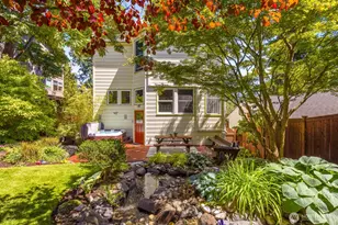 8819 Ashworth Ave N, Seattle, WA 98103 - Photo 10