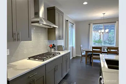 19019 123rd Place SE, Renton, WA 98058 - Photo 2