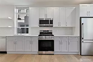 919 NW 56th St, Seattle, WA 98107 - Photo 6