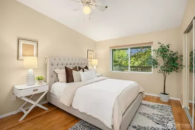 12323 NE 97th Street #M, Kirkland, WA 98033 - Photo 16