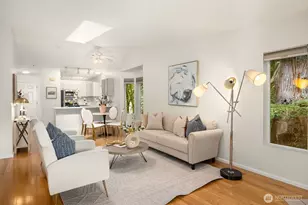 12323 NE 97th St, Kirkland, WA 98033 - Photo 12