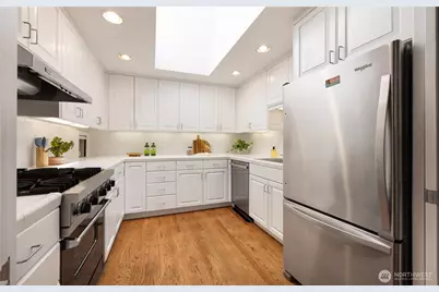 130 141st Place NE, Bellevue, WA 98007 - Photo 12
