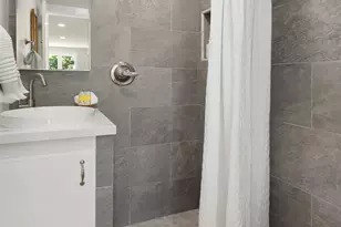 1312 NE 70th St, Seattle, WA 98115 - Photo 18