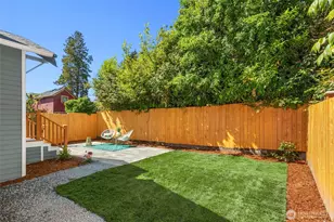 1312 NE 70th St, Seattle, WA 98115 - Photo 28