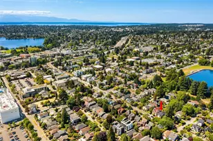 1312 NE 70th St, Seattle, WA 98115 - Photo 30