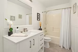 9210 Market Pl, Lake Stevens, WA 98258 - Photo 14