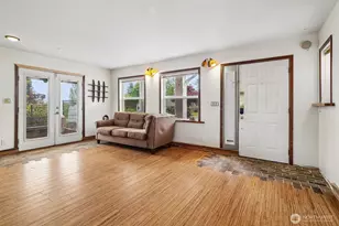 13043 40th Ave S, Tukwila, WA 98168 - Photo 2