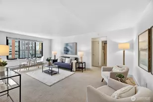 1105 Spring St, Seattle, WA 98104 - Photo 4