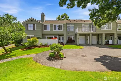 3638 224th Place SE #1312, Issaquah, WA 98029 - Photo 2
