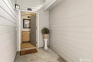 4335 Issaquah-Pine Lake Rd SE, Sammamish, WA 98075 - Photo 2