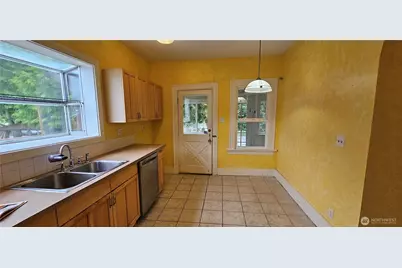 3724 S 7th Street, Tacoma, WA 98405 - Photo 12