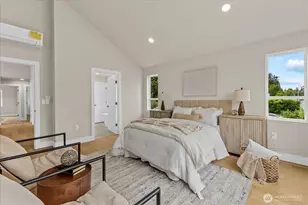 11709 Roosevelt Way NE, Seattle, WA 98125 - Photo 26