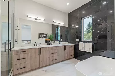 24257 SE 26th Place, Sammamish, WA 98075 - Photo 28