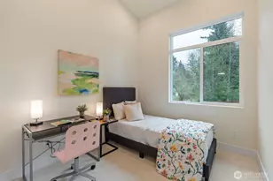 24257 SE 26th Pl, Sammamish, WA 98075 - Photo 32