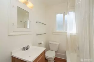 1532 W 5th St, Port Angeles, WA 98363 - Photo 8