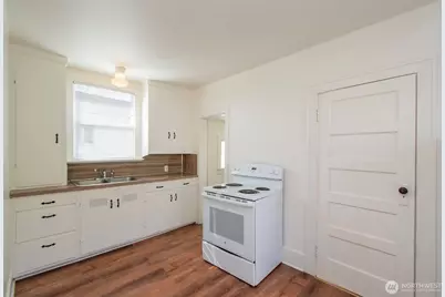 1532 W 5th Street, Port Angeles, WA 98363 - Photo 6