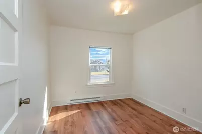 1532 W 5th Street, Port Angeles, WA 98363 - Photo 10