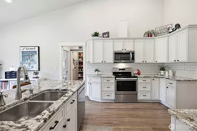 8406 James Road SW, Rochester, WA 98579 - Photo 12